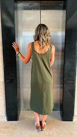 Olive Easy Travel Basic Midi Dress