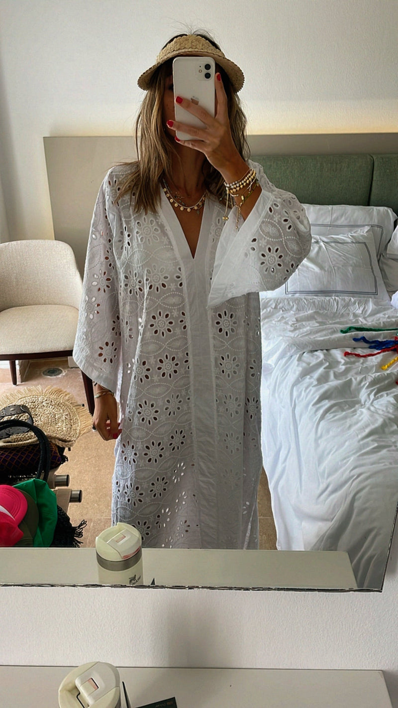 White Anglaise Me Beach Coverup