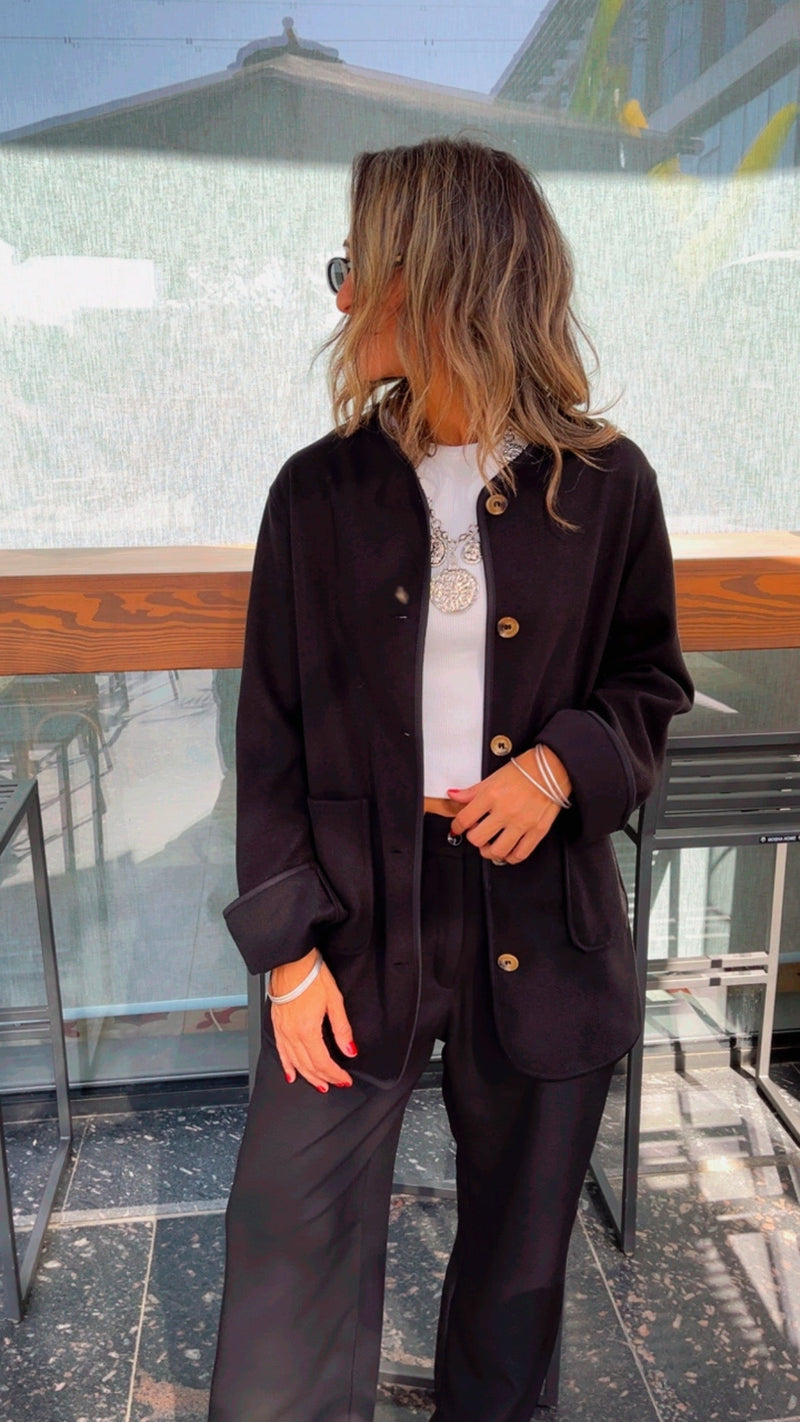 Black Cozy Lightweight Jacket