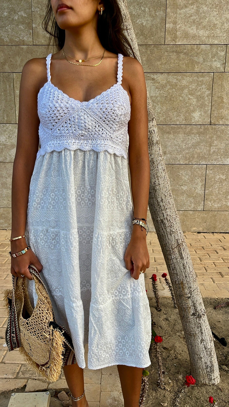 White Lace Like Summery Dress