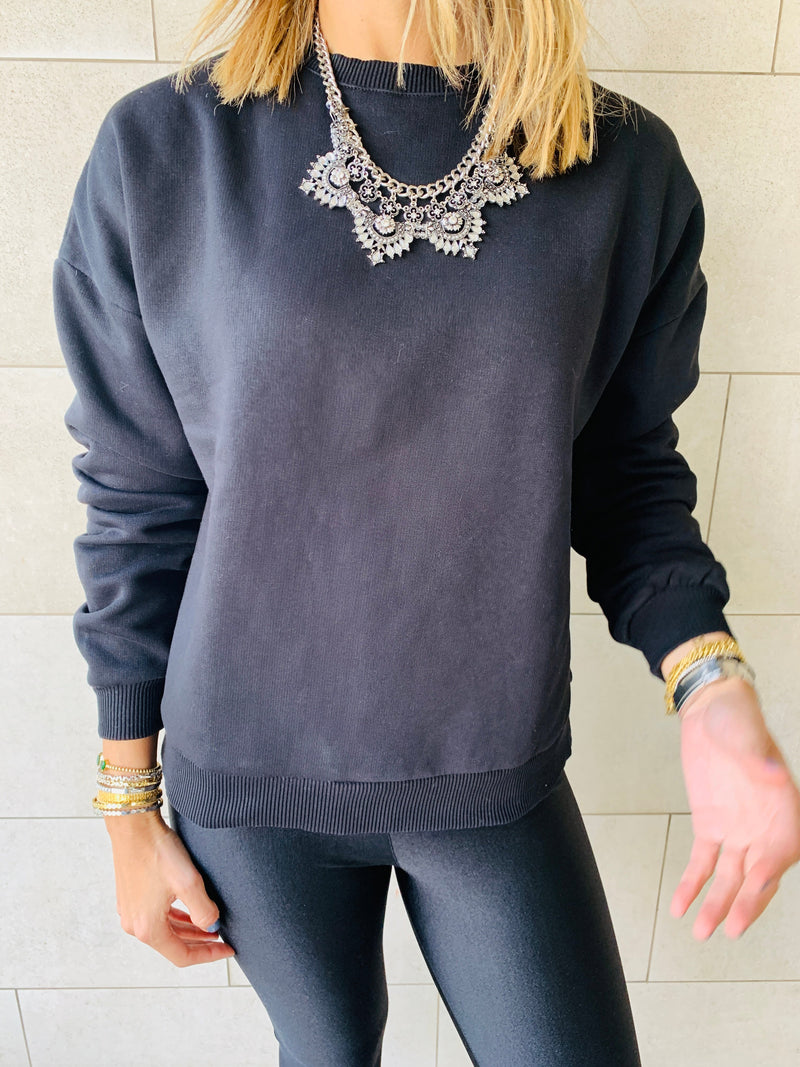 Black Basic Sweatshirt