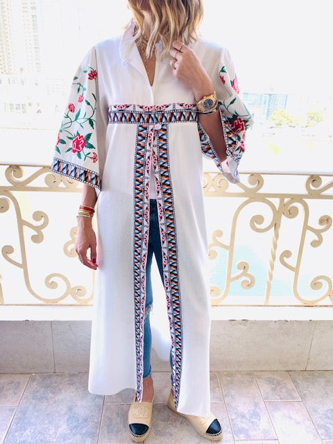 White Statement Maliqa Embroidered Linen Kimono