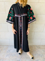 Black Statement Maliqa Embroidered Linen Kimono