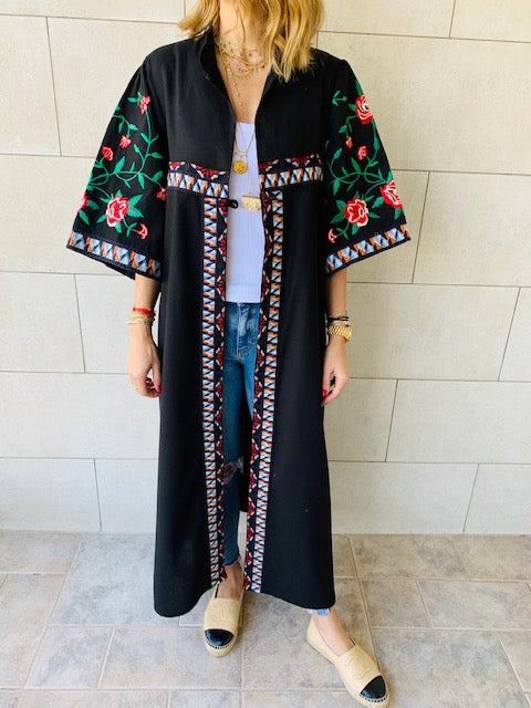 Black Statement Maliqa Embroidered Linen Kimono